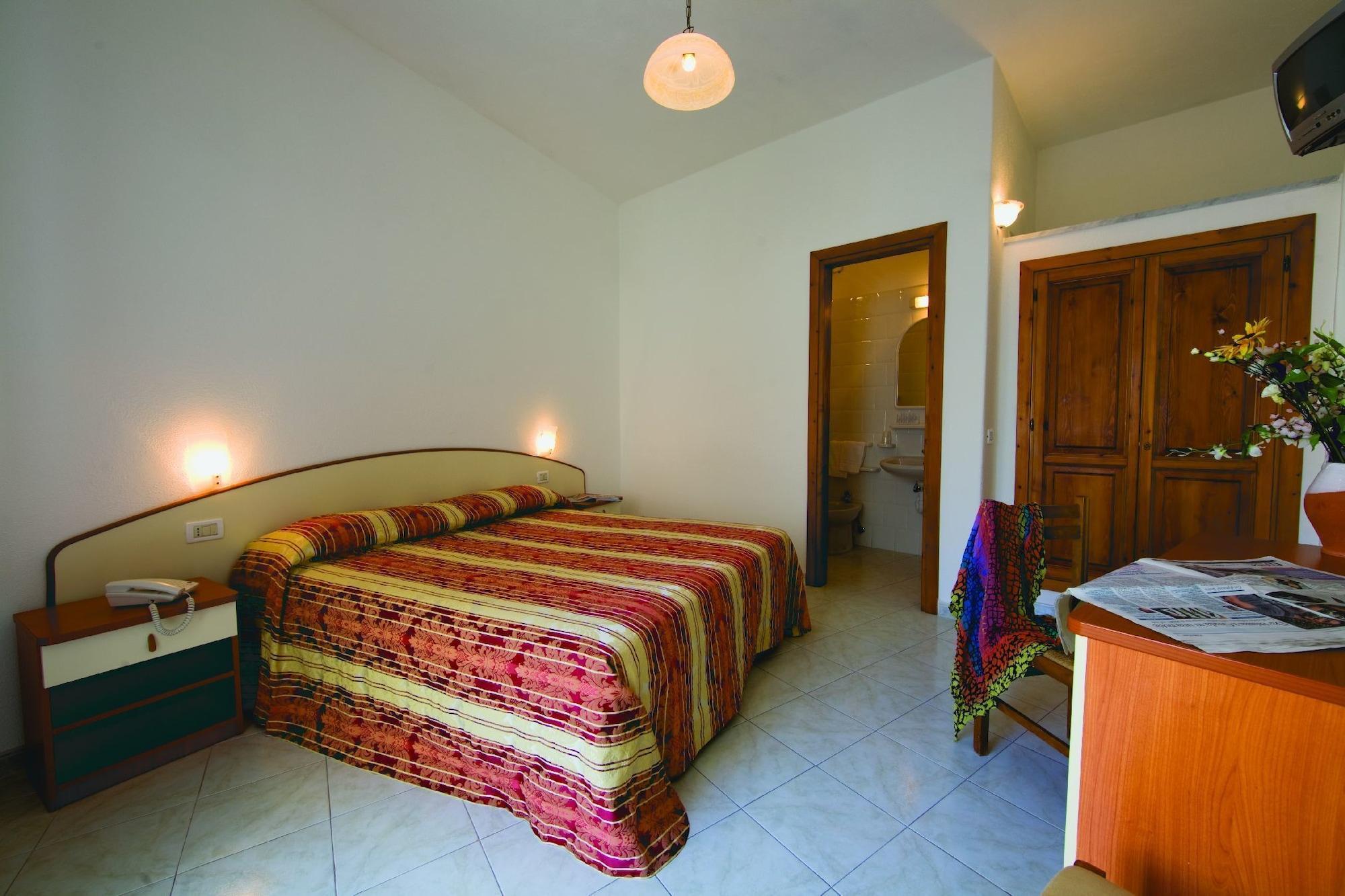 Hotel Al Bosco Forio  ภายนอก รูปภาพ