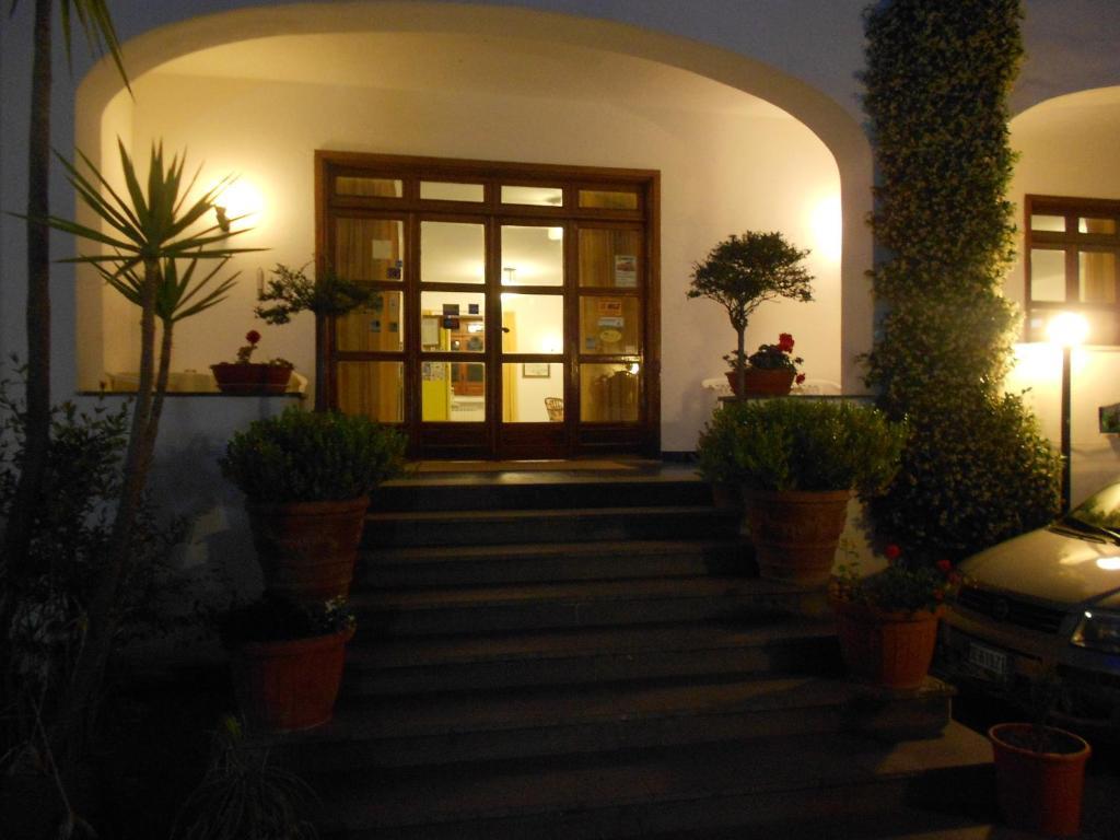 Hotel Al Bosco Forio  ภายนอก รูปภาพ