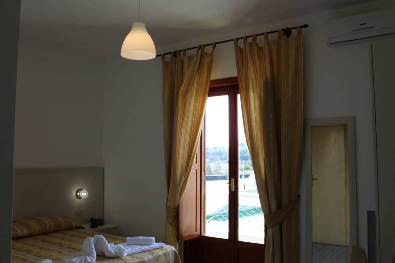 Hotel Al Bosco Forio  ภายนอก รูปภาพ